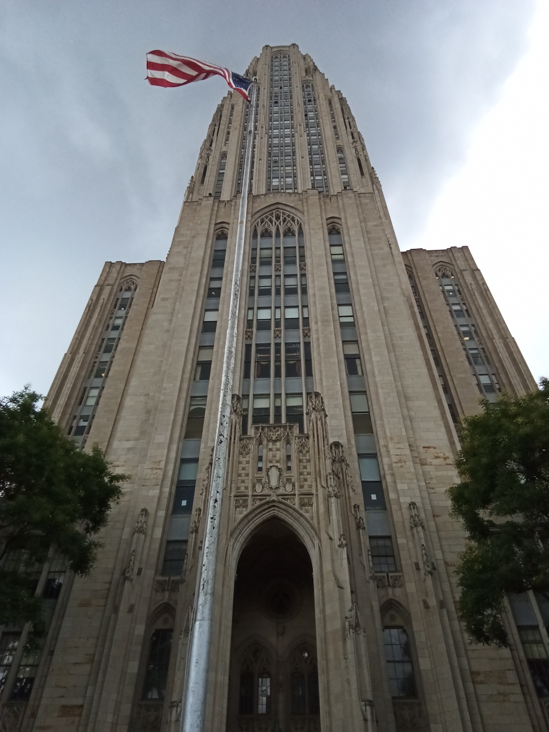Low-ange shot of the The Cathedral of Learning, an educational building at Pitt.